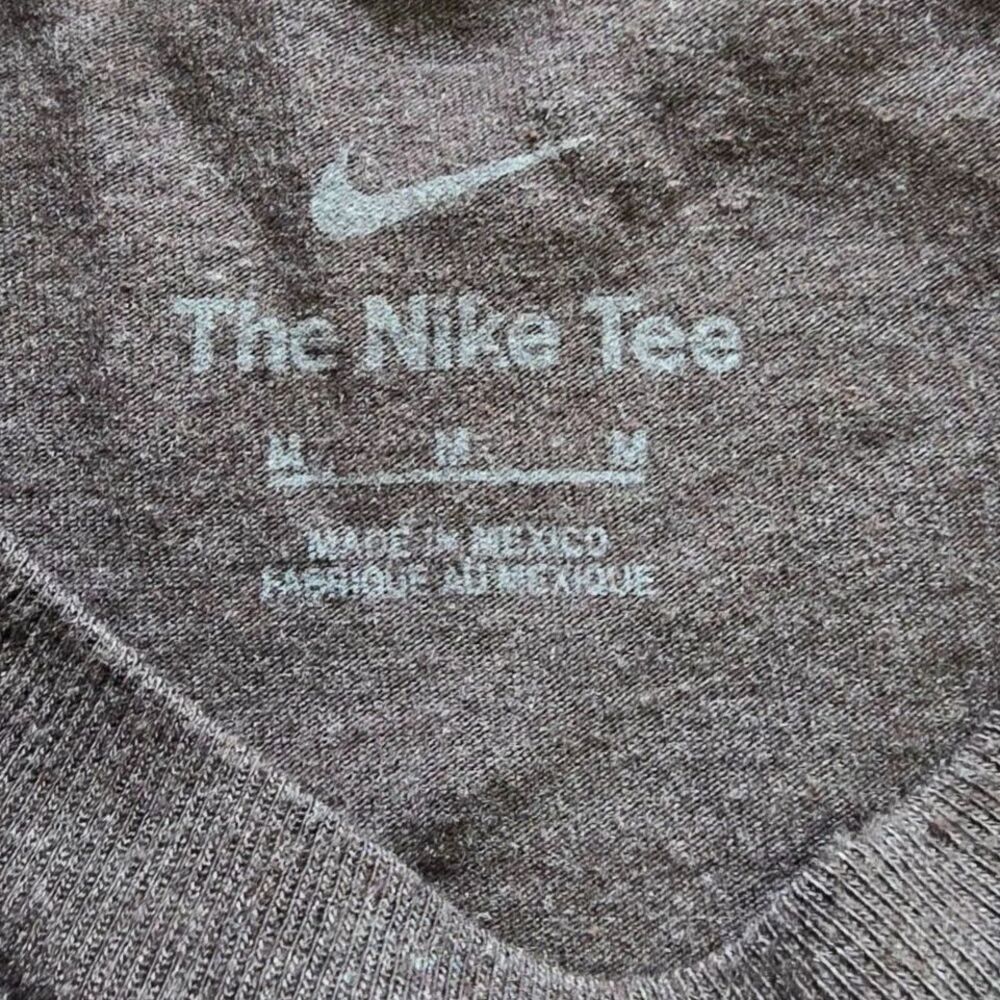Nike Jets Tee - Size M - Picture 2 of 5